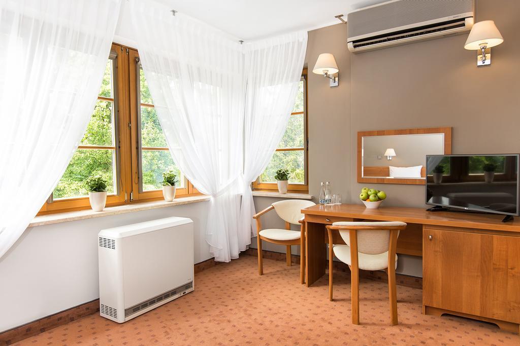 Hotel Debowa Gora Active & Spa Łąck エクステリア 写真