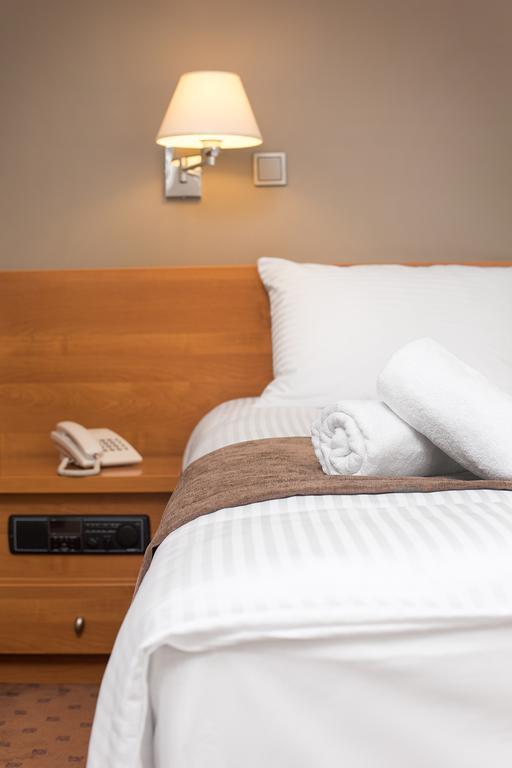 Hotel Debowa Gora Active & Spa Łąck エクステリア 写真