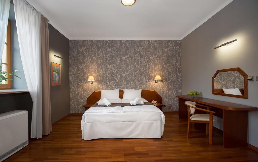 Hotel Debowa Gora Active & Spa Łąck エクステリア 写真