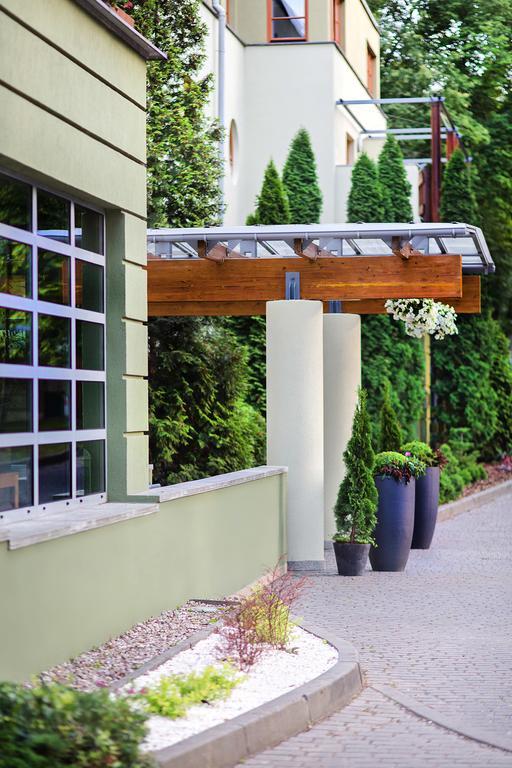 Hotel Debowa Gora Active & Spa Łąck エクステリア 写真