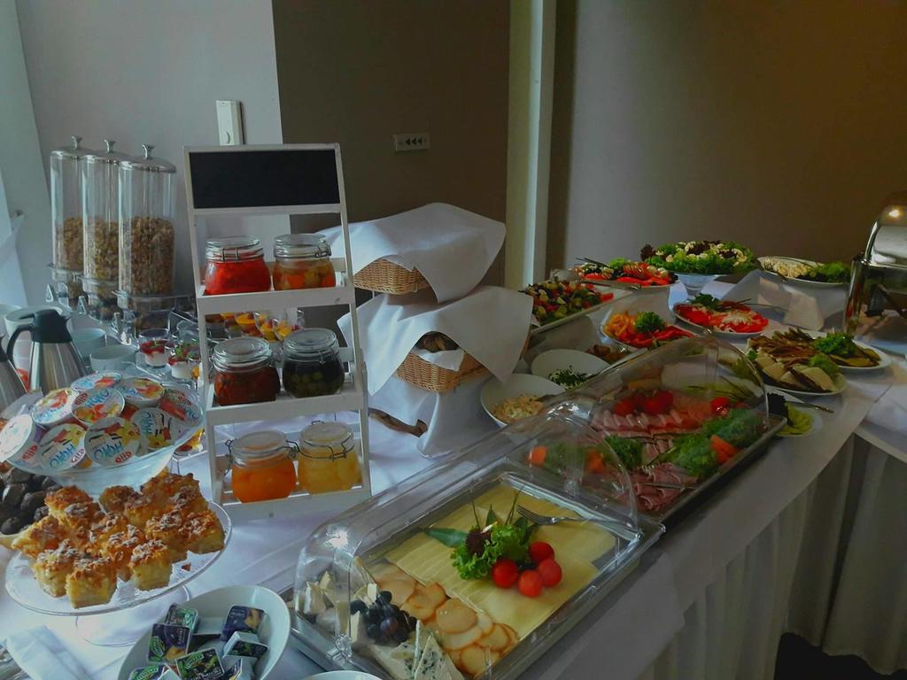 Hotel Debowa Gora Active & Spa Łąck エクステリア 写真